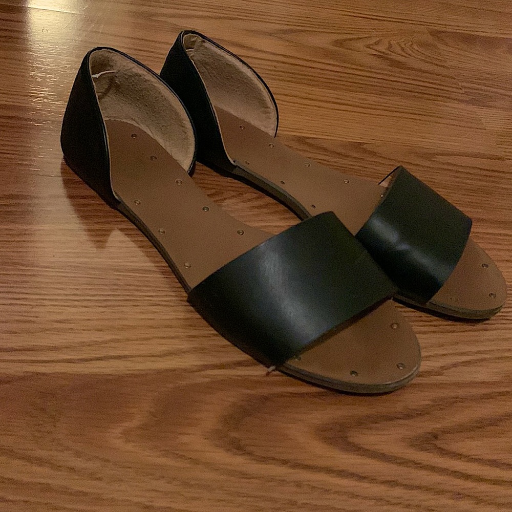 Flat Sandals